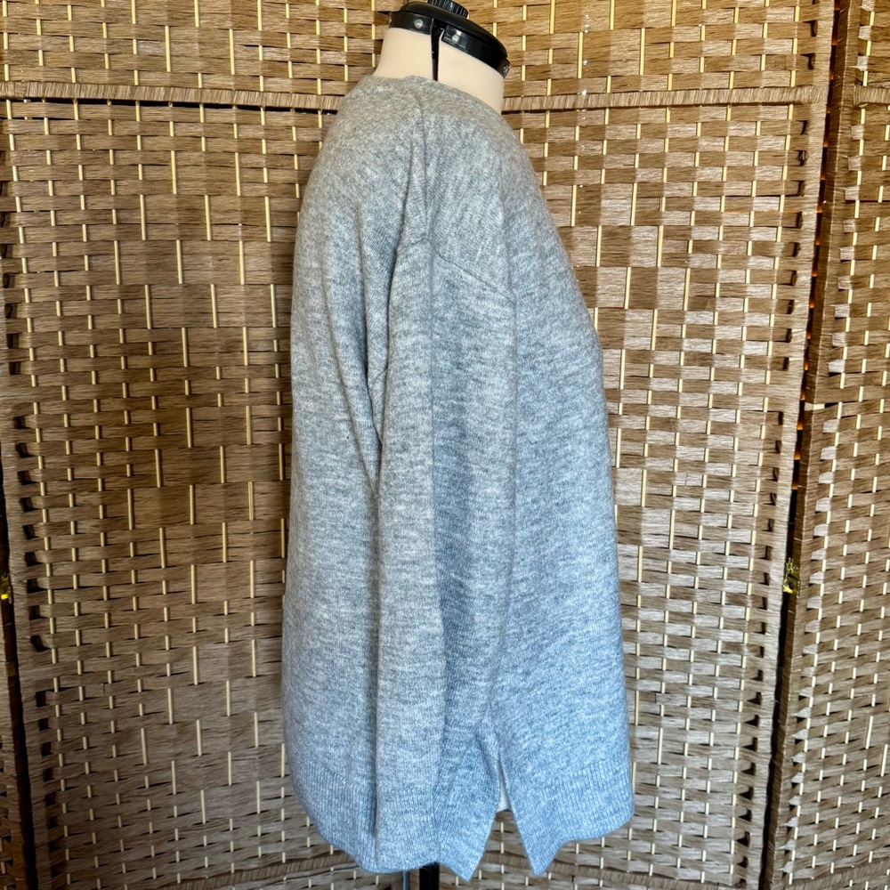 βοΈ NWOT soft heather grey H&M v neck sweater XXL - Picture 5 of 13